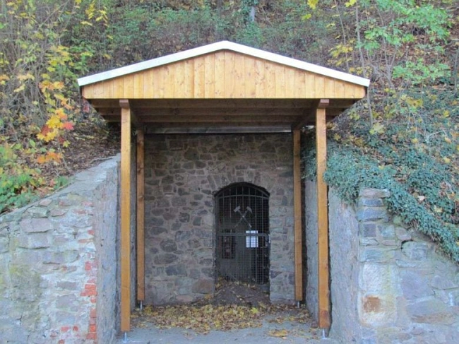 Eingang zum Kellerberg